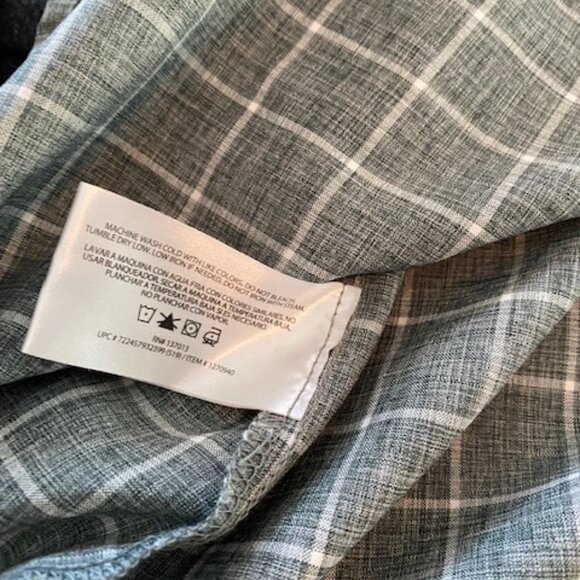 Z ORVIS Classic Collection Men's Button-Up Short Sleeve Shirt – Sz M –Gray/White - Picture 5 of 7